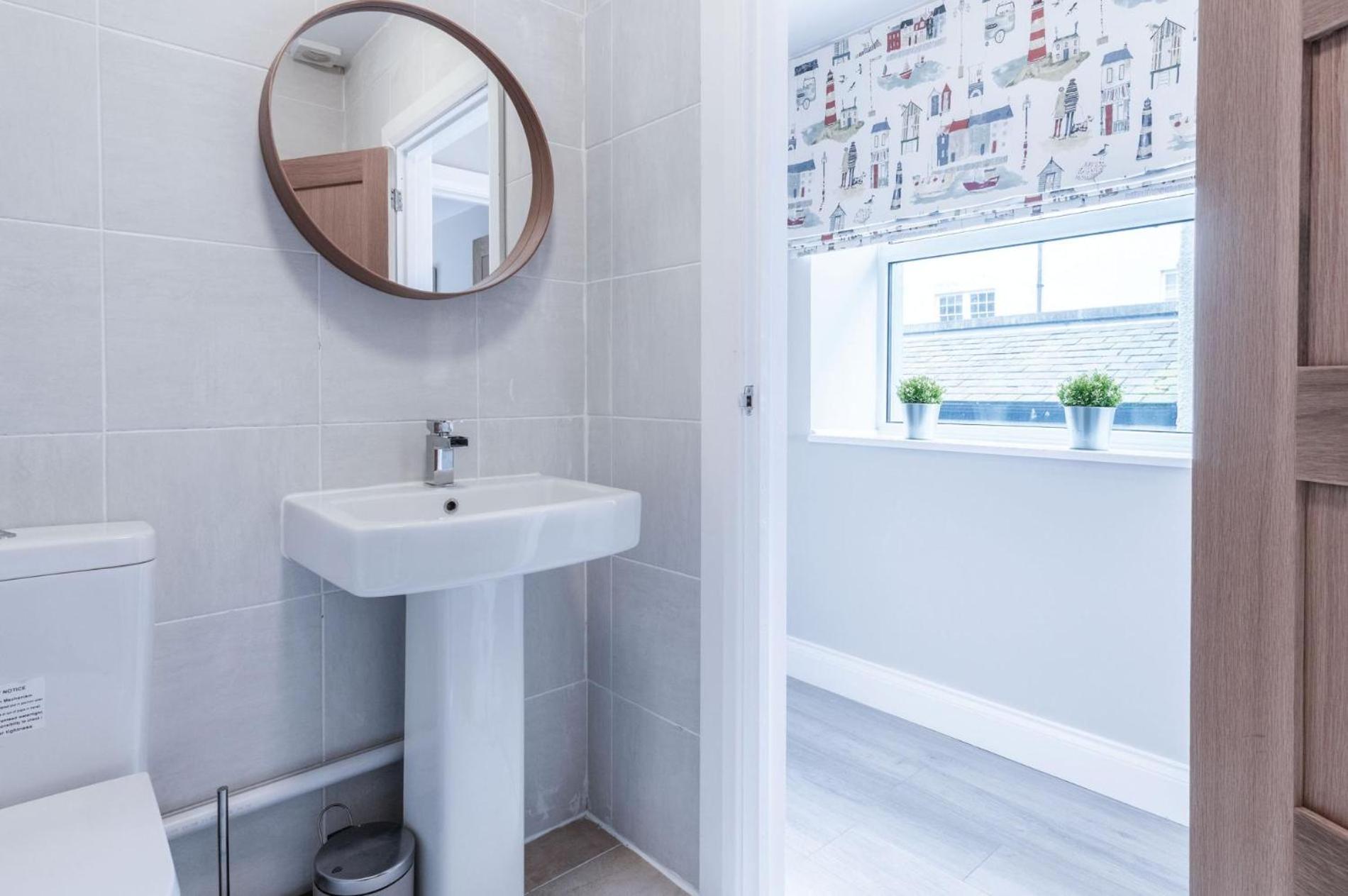 Harbour View - 2 Bedroom Apartment - Milford Haven Esterno foto