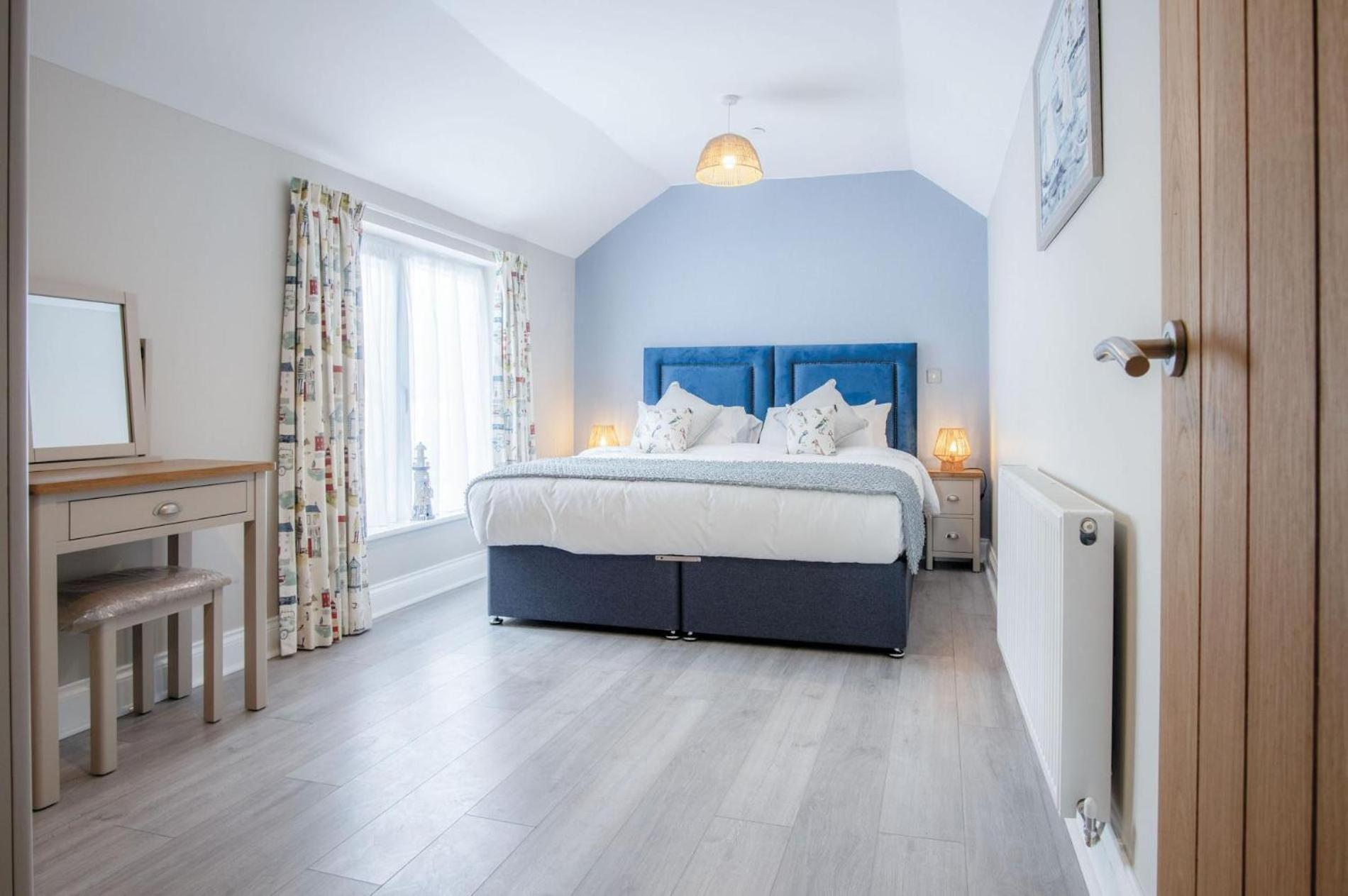Harbour View - 2 Bedroom Apartment - Milford Haven Esterno foto