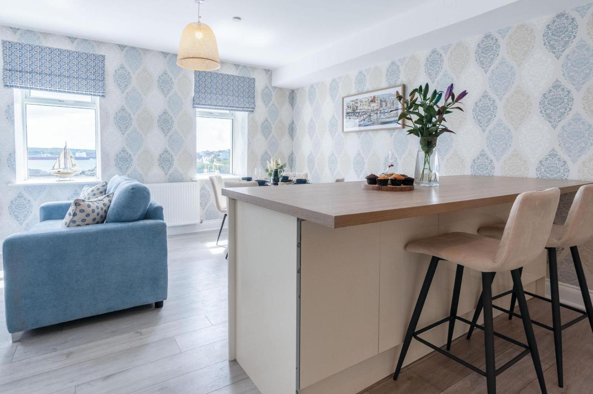 Harbour View - 2 Bedroom Apartment - Milford Haven Esterno foto